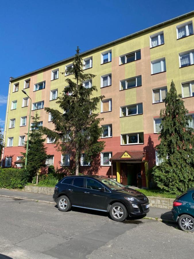 Apartament Os. Zlote 4B เจียร์ซอร์นูฟ ภายนอก รูปภาพ